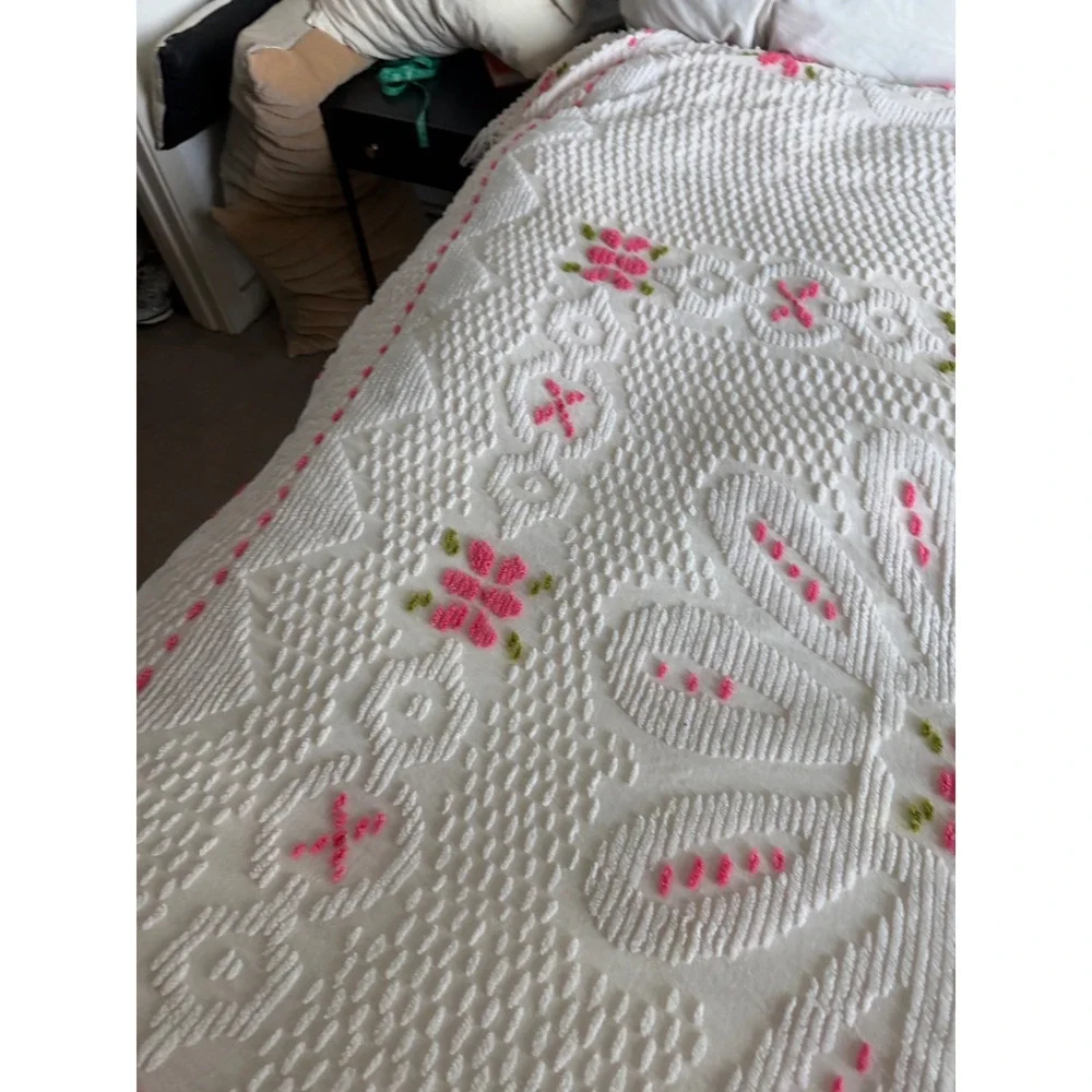 Vintage Pink Floral Chenille Bedspread